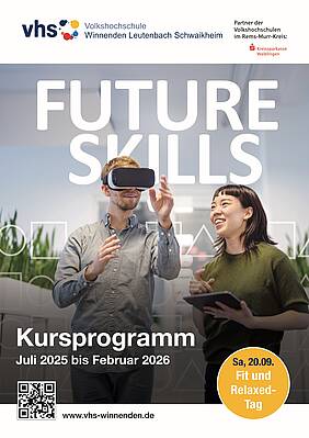 Mann mit VR-Brille, Frau mit Tablet 